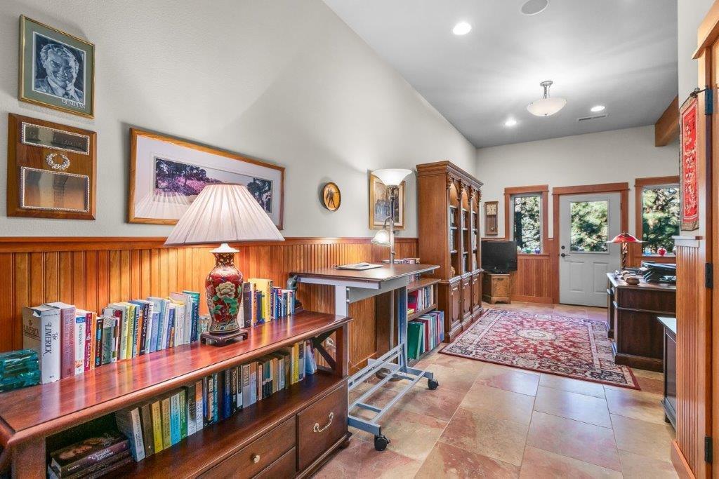 Awbrey Glen - Residential