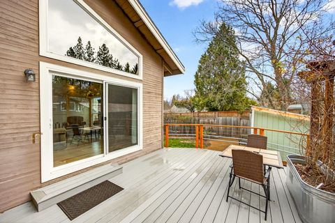 Tiny photo for 1075 Green Meadows Way, Ashland, OR 97520 (MLS # 220215639)