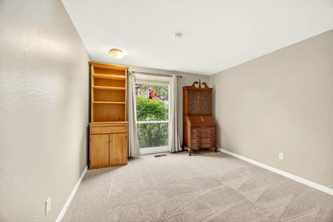 Tiny photo for 1075 Green Meadows Way, Ashland, OR 97520 (MLS # 220215639)