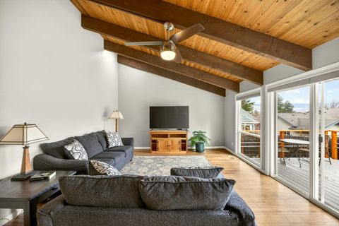 Tiny photo for 1075 Green Meadows Way, Ashland, OR 97520 (MLS # 220215639)