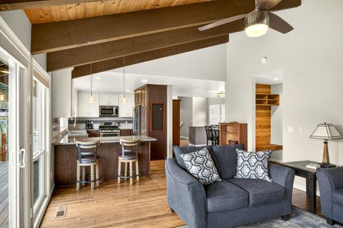 Tiny photo for 1075 Green Meadows Way, Ashland, OR 97520 (MLS # 220215639)