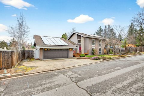 Tiny photo for 1075 Green Meadows Way, Ashland, OR 97520 (MLS # 220215639)