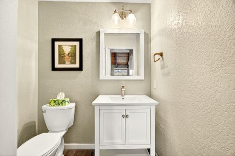 Tiny photo for 1075 Green Meadows Way, Ashland, OR 97520 (MLS # 220215639)