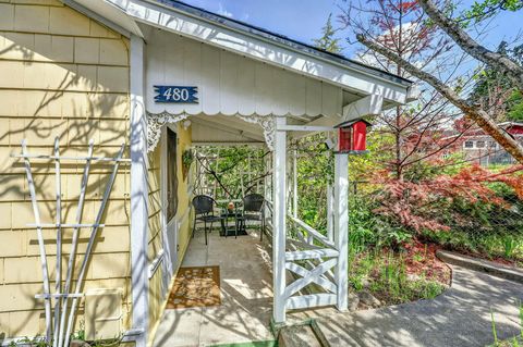 Tiny photo for 480 Harrison Street, Ashland, OR 97520 (MLS # 220219842)