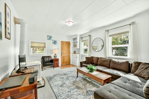 Tiny photo for 480 Harrison Street, Ashland, OR 97520 (MLS # 220219842)