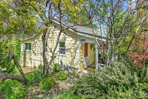 Tiny photo for 480 Harrison Street, Ashland, OR 97520 (MLS # 220219842)