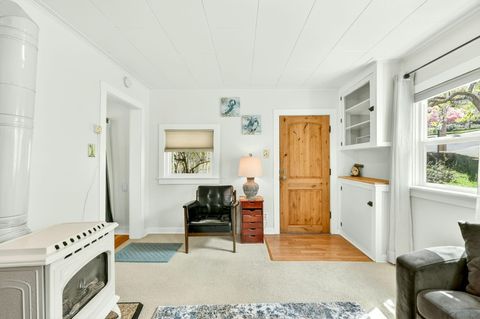 Tiny photo for 480 Harrison Street, Ashland, OR 97520 (MLS # 220219842)