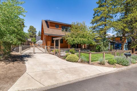 Tiny photo for 1252 NW Ithaca Avenue, Bend, OR 97703 (MLS # 220221332)