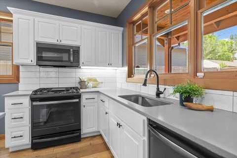 Tiny photo for 1252 NW Ithaca Avenue, Bend, OR 97703 (MLS # 220221332)
