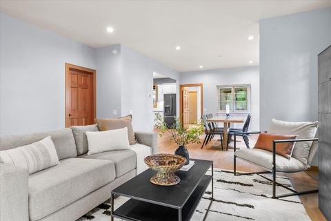 Tiny photo for 1252 NW Ithaca Avenue, Bend, OR 97703 (MLS # 220221332)