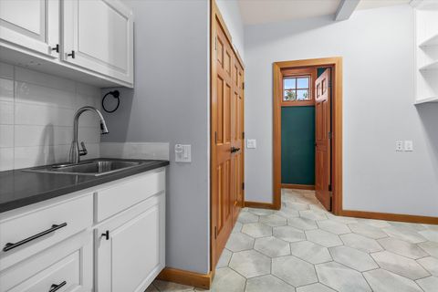 Tiny photo for 1252 NW Ithaca Avenue, Bend, OR 97703 (MLS # 220221332)
