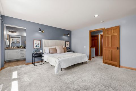 Tiny photo for 1252 NW Ithaca Avenue, Bend, OR 97703 (MLS # 220221332)
