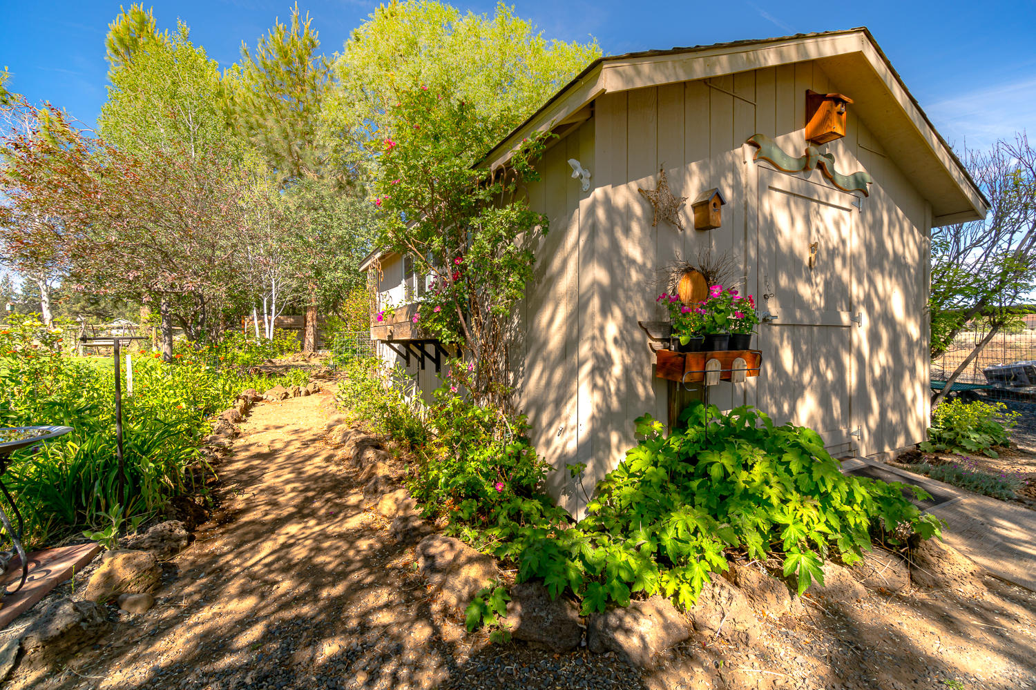 Ponderosa Cascade - Residential