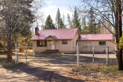 Tiny photo for 50878 Highway 97, La Pine, OR 97739 (MLS # 220217292)