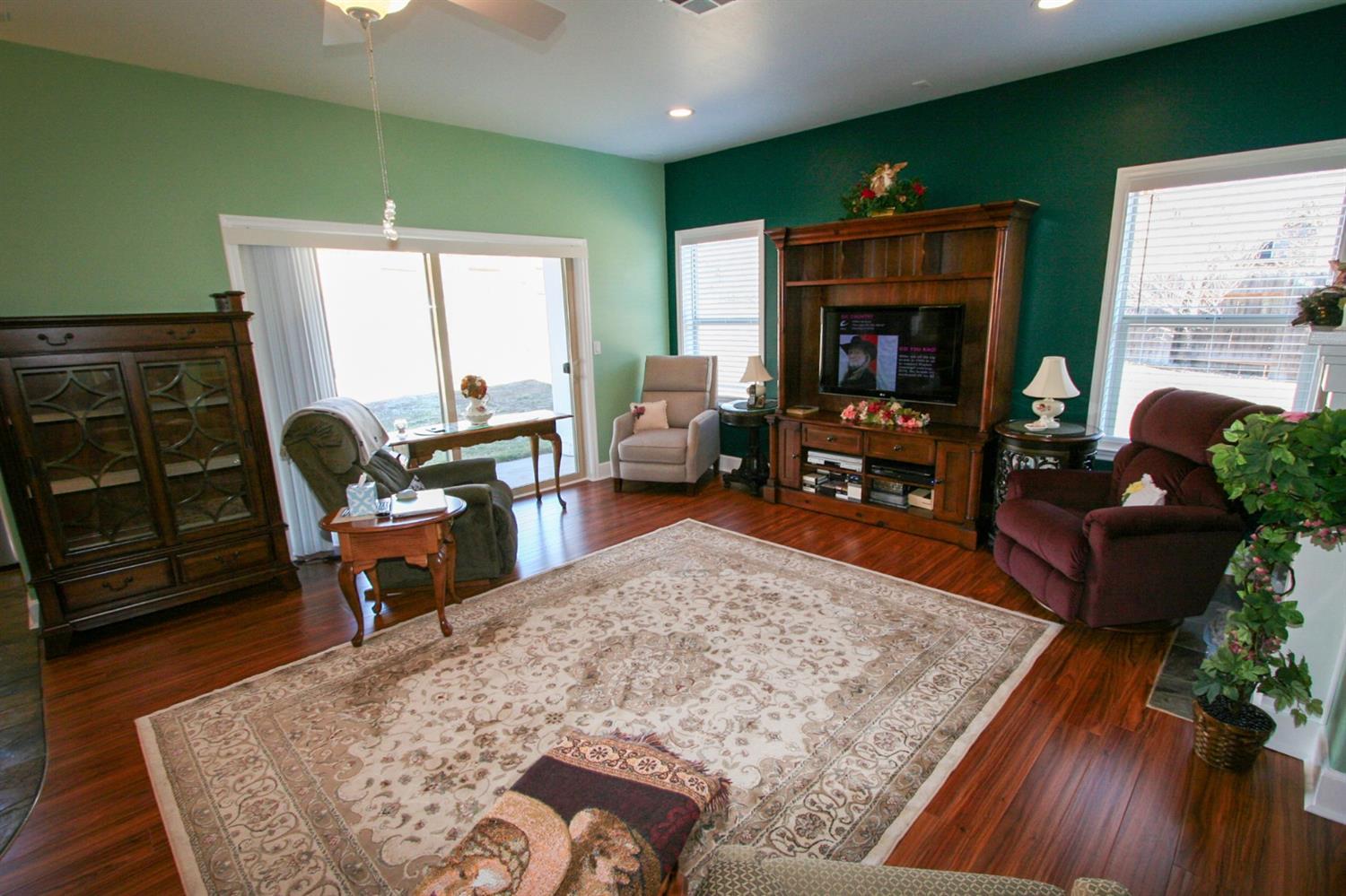 Sierra Heights - Residential