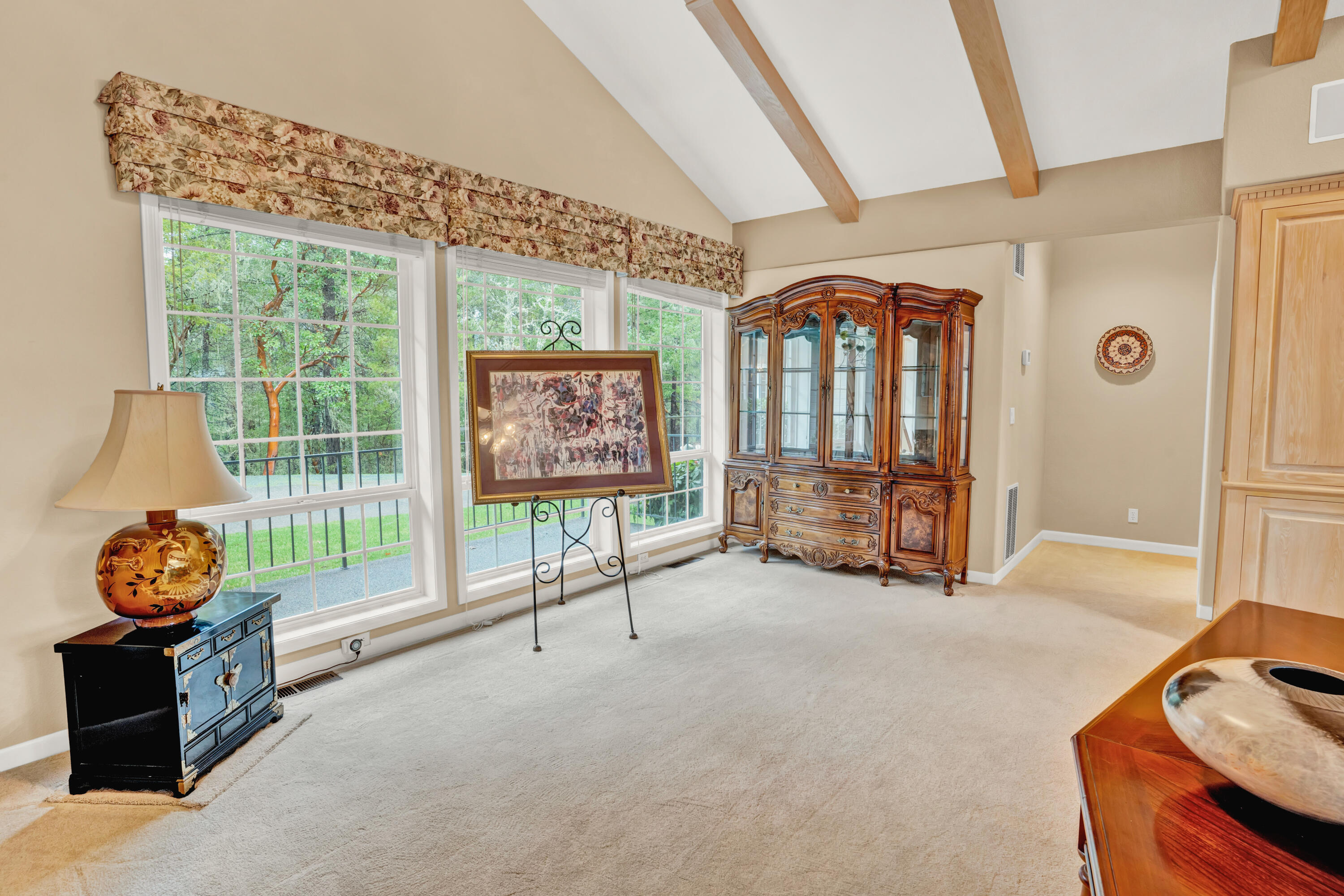 482 Hidden Valley Lane