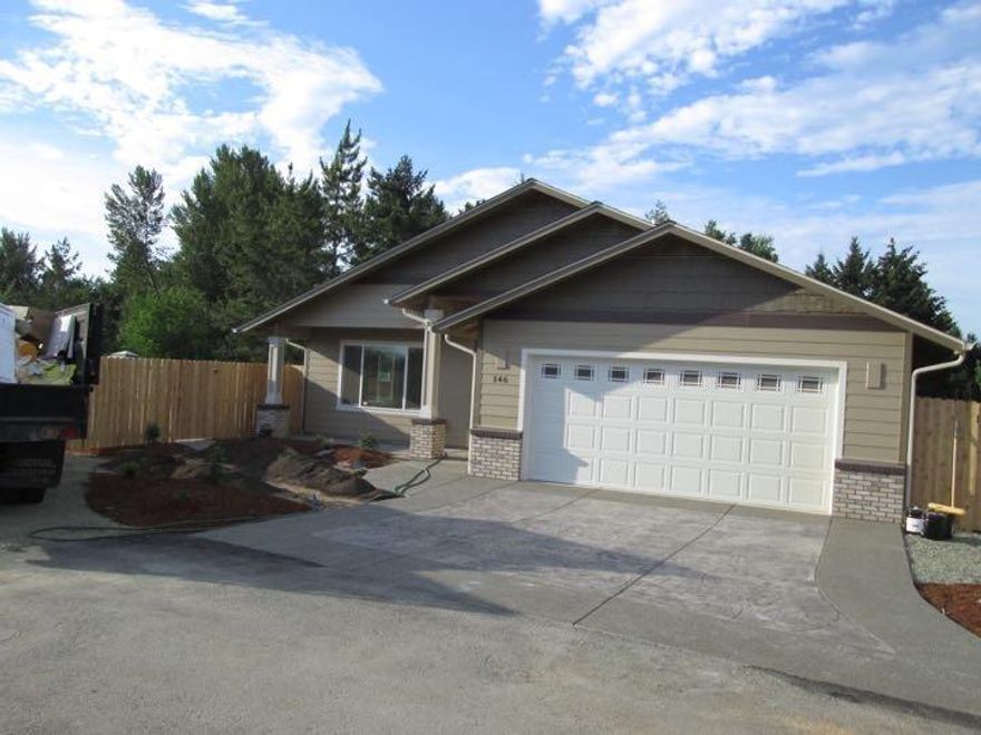 Brand new home in a brand new Subdivision. large Homes and large lots many with room for RV parking and spacious back yards. Totally upgraded home for an entry level price with all the best including hardwood floors, custom cabinets and appliances. Vaulted and/ or coffered ceilings. Extreme energy efficiency throughout. Beautiful landscape package and fully fenced. Attention to detail in every nook and cranny. Lots of custom finish work and either stone or brick accents outside. Come visit this home and you will buy it today, Ask about other lots and plans. This is a custom version built to the buyers specifications