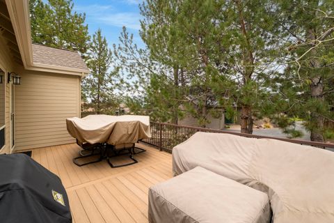 Tiny photo for 900 Victoria Falls Drive, Redmond, OR 97756 (MLS # 220219374)