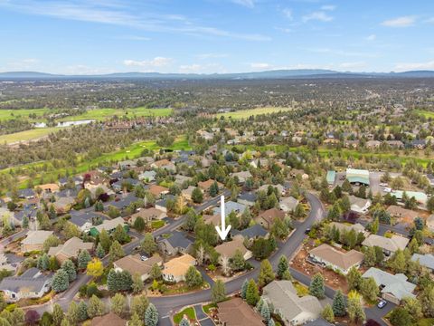 Tiny photo for 900 Victoria Falls Drive, Redmond, OR 97756 (MLS # 220219374)