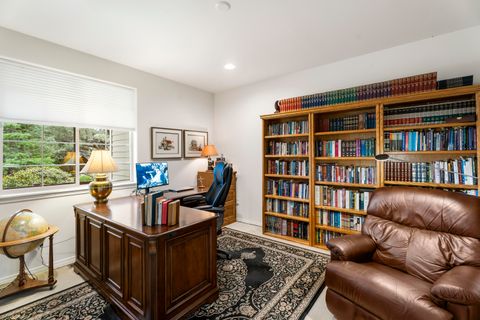 Tiny photo for 900 Victoria Falls Drive, Redmond, OR 97756 (MLS # 220219374)