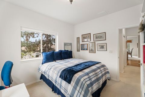 Tiny photo for 900 Victoria Falls Drive, Redmond, OR 97756 (MLS # 220219374)