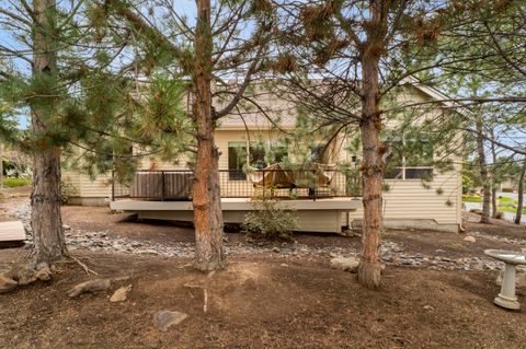 Tiny photo for 900 Victoria Falls Drive, Redmond, OR 97756 (MLS # 220219374)