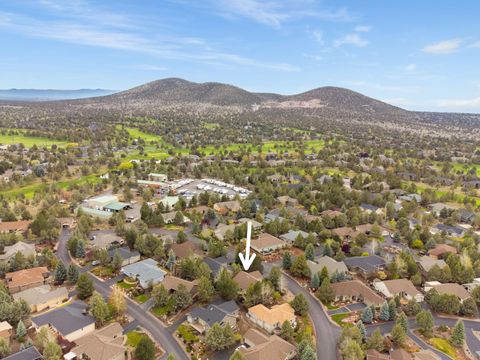 Tiny photo for 900 Victoria Falls Drive, Redmond, OR 97756 (MLS # 220219374)