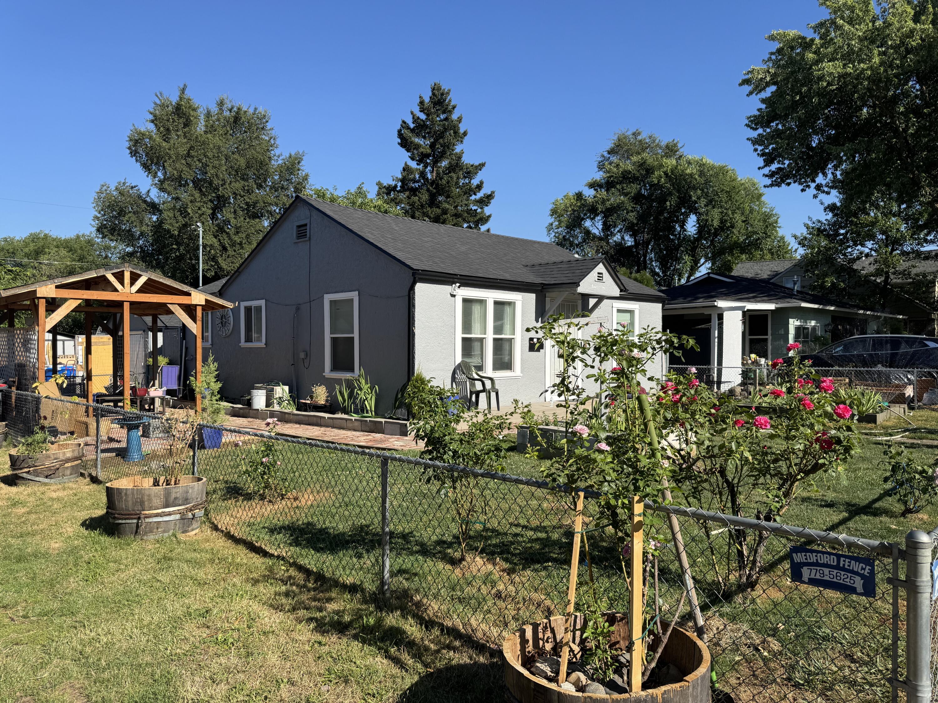 Tuttles Third Addition - Residential