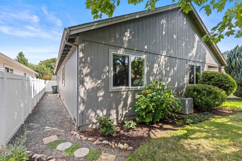 Tiny photo for 106 Westbrook Drive, Rogue River, OR 97537 (MLS # 220227434)