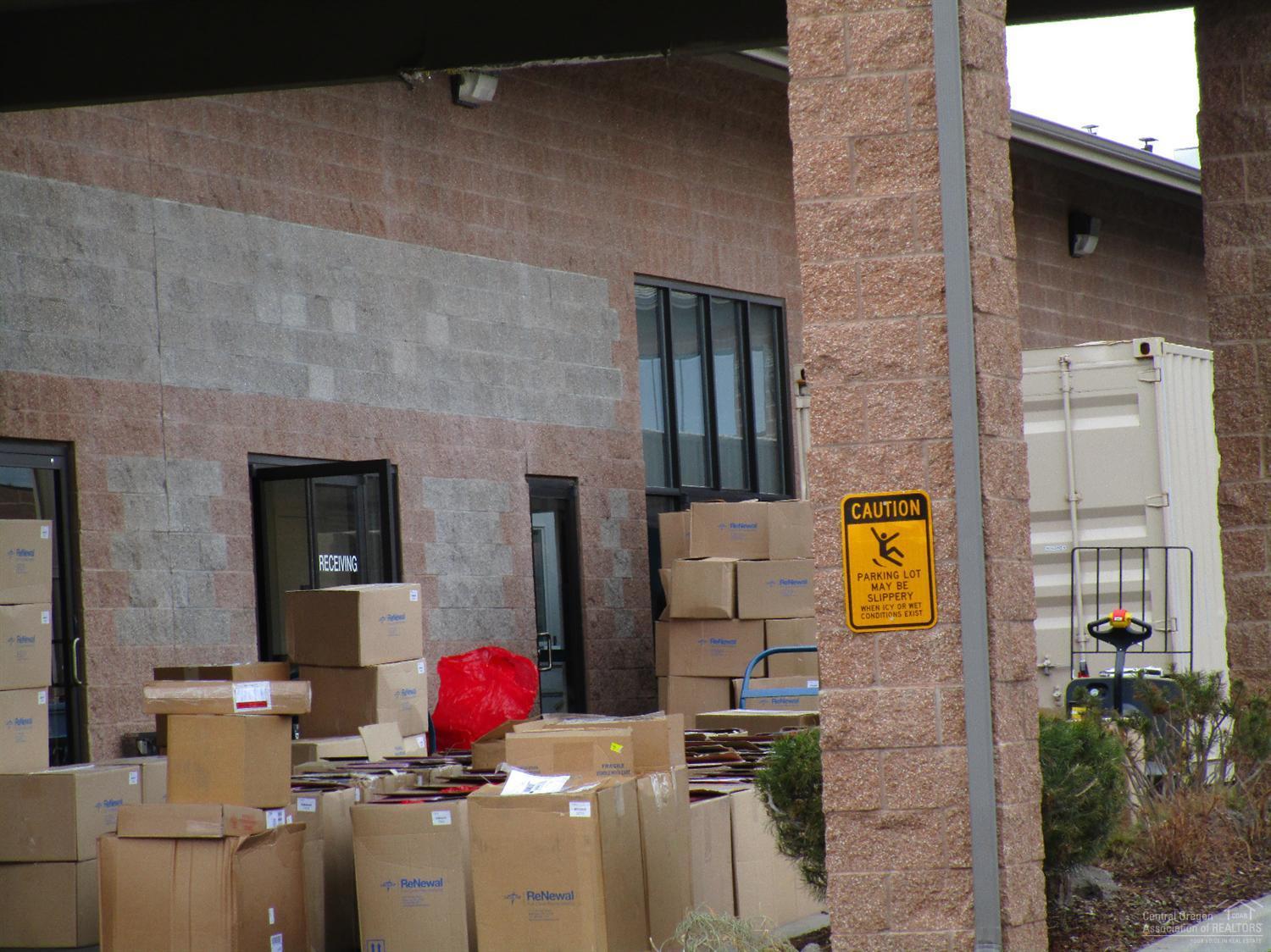 Airport Business Cen - Commercial Sale