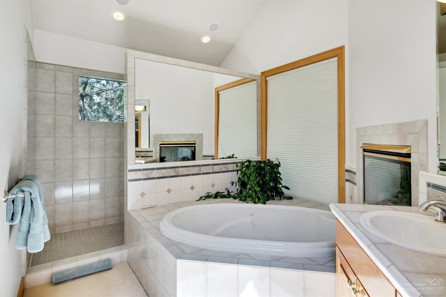 Awbrey Glen - Residential