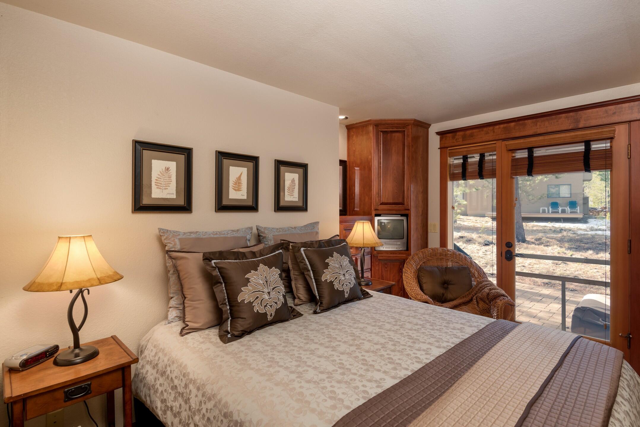 Fairway Crest Village - Residential