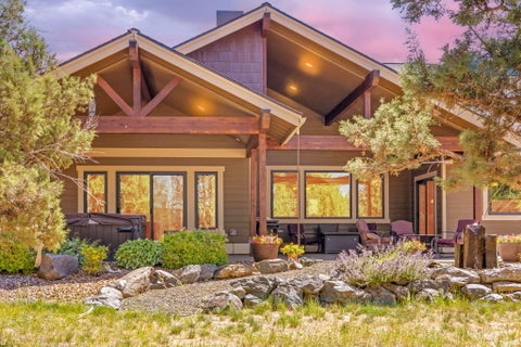 Photo of 7581 SE Madison Avenue, Prineville, OR 97754 (MLS # 220229763)