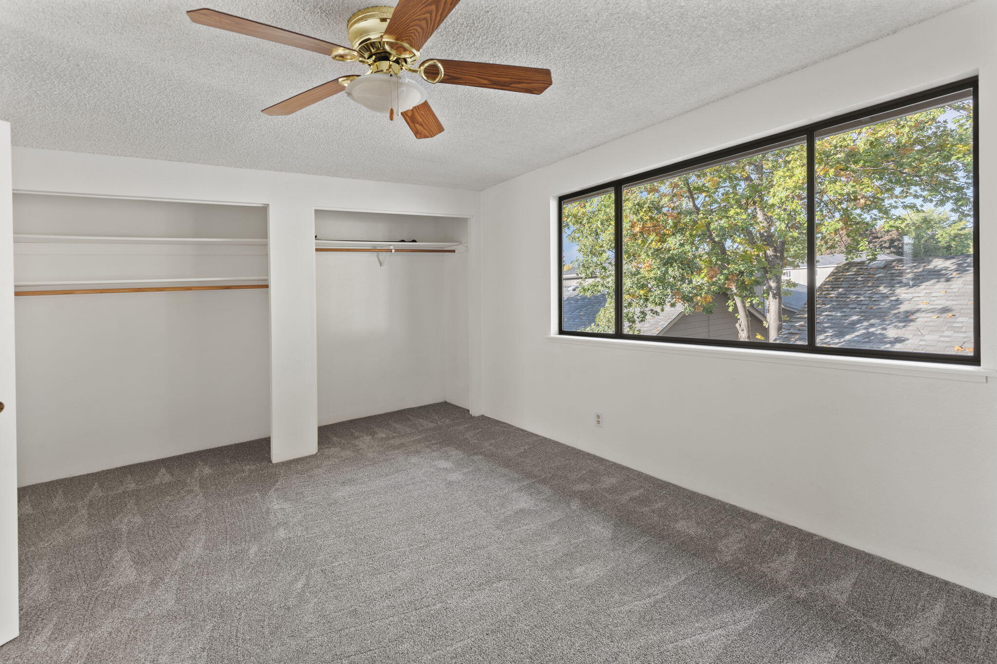 Leisure Estates Condominiums - Residential