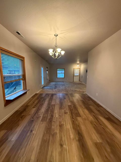 Tiny photo for 834 Isherwood Drive, Central Point, OR 97502 (MLS # 220212949)