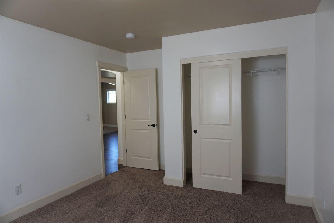 Eagle's Landing - Residential