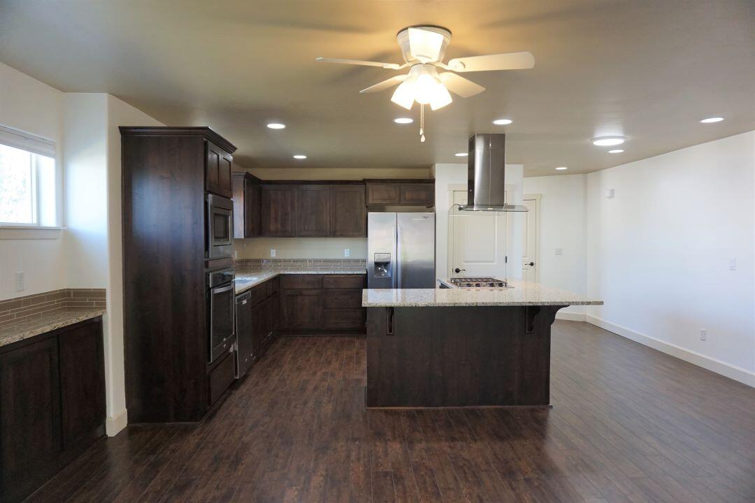 Eagle's Landing - Residential