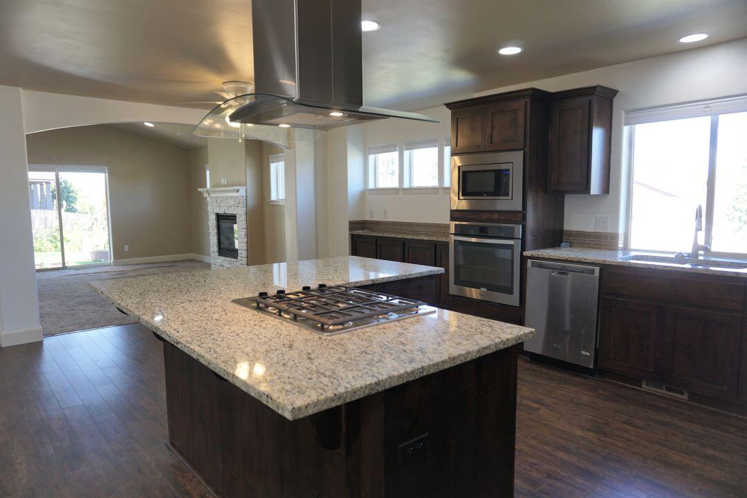 Eagle's Landing - Residential