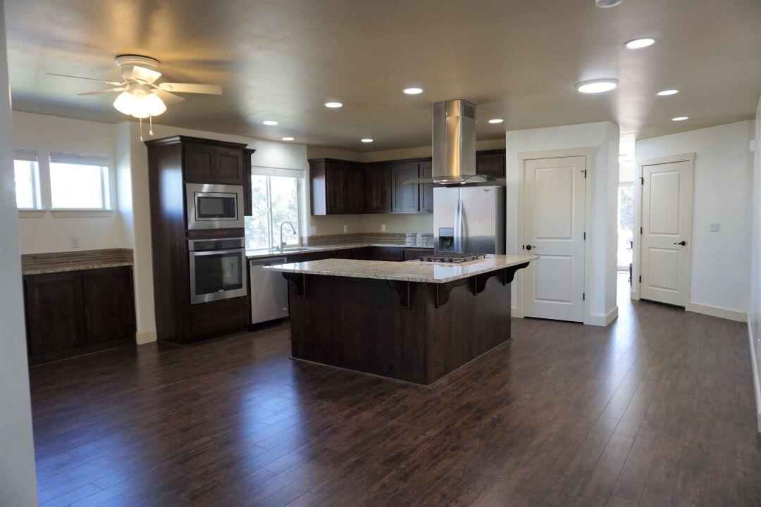 Eagle's Landing - Residential