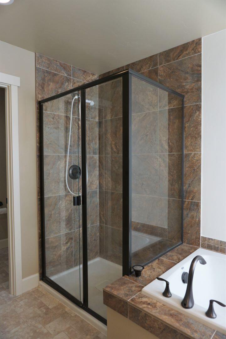 Eagle's Landing - Residential