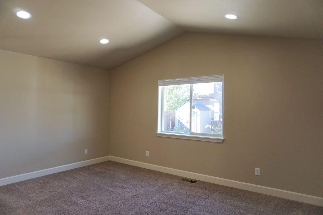 Eagle's Landing - Residential