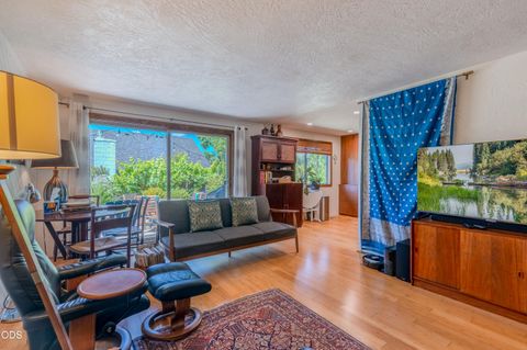 Tiny photo for 2471 Republic Way, Medford, OR 97504 (MLS # 220223114)