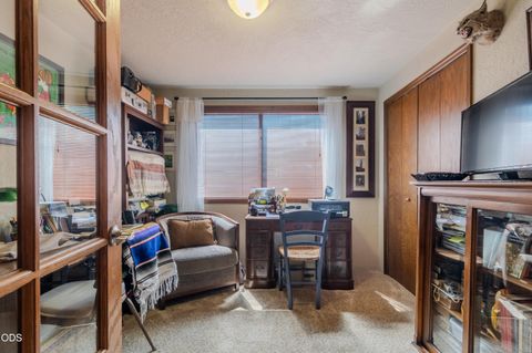 Tiny photo for 2471 Republic Way, Medford, OR 97504 (MLS # 220223114)