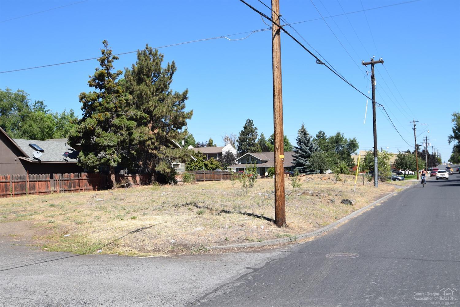 Bend Riverside - Land