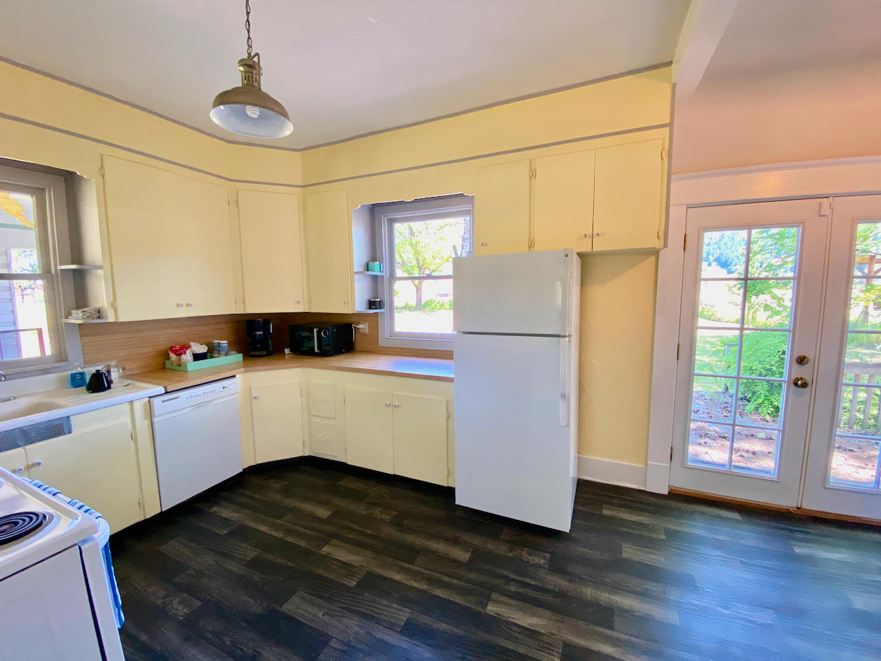 Looking Glass - Farm