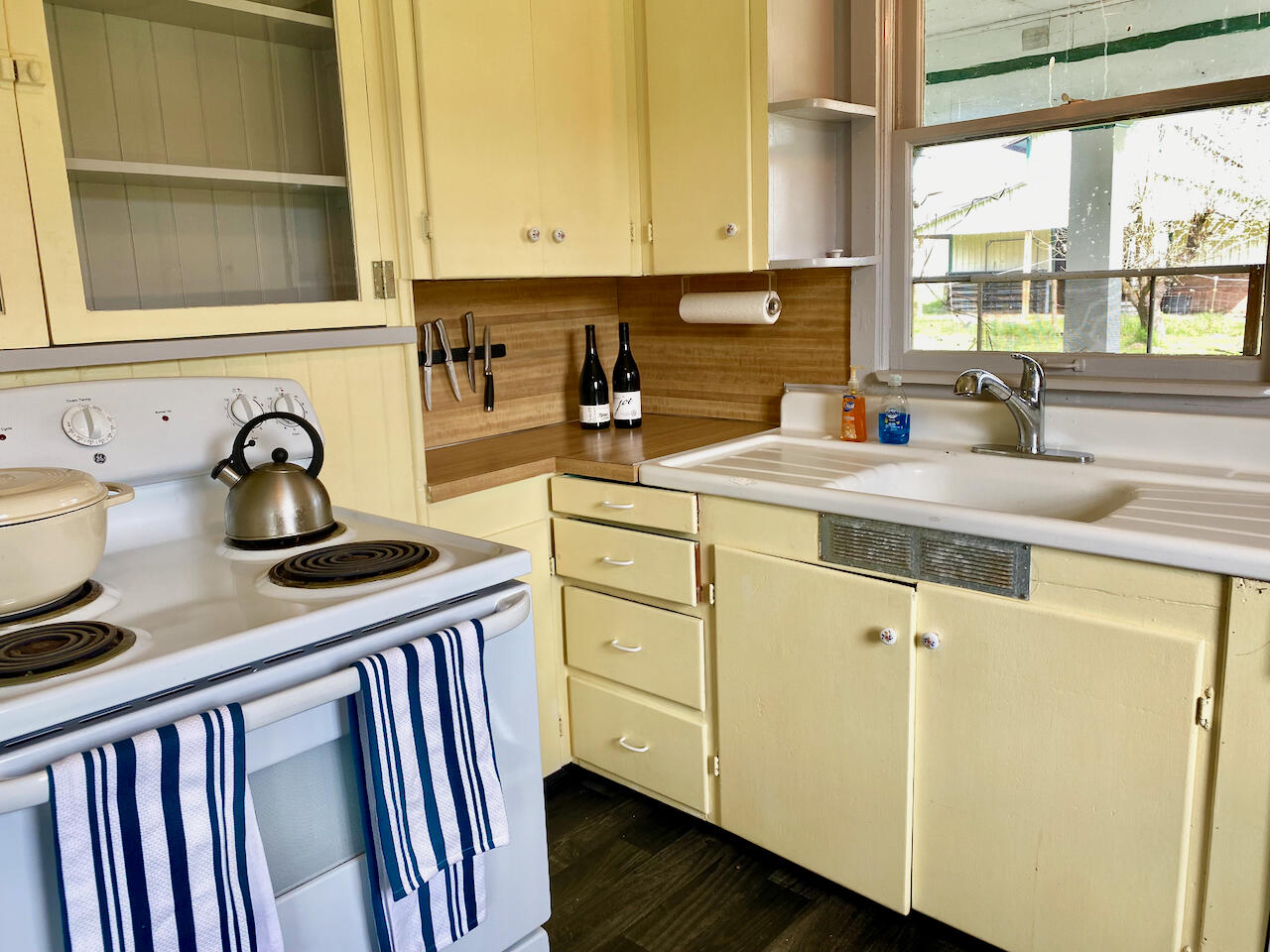 Looking Glass - Farm