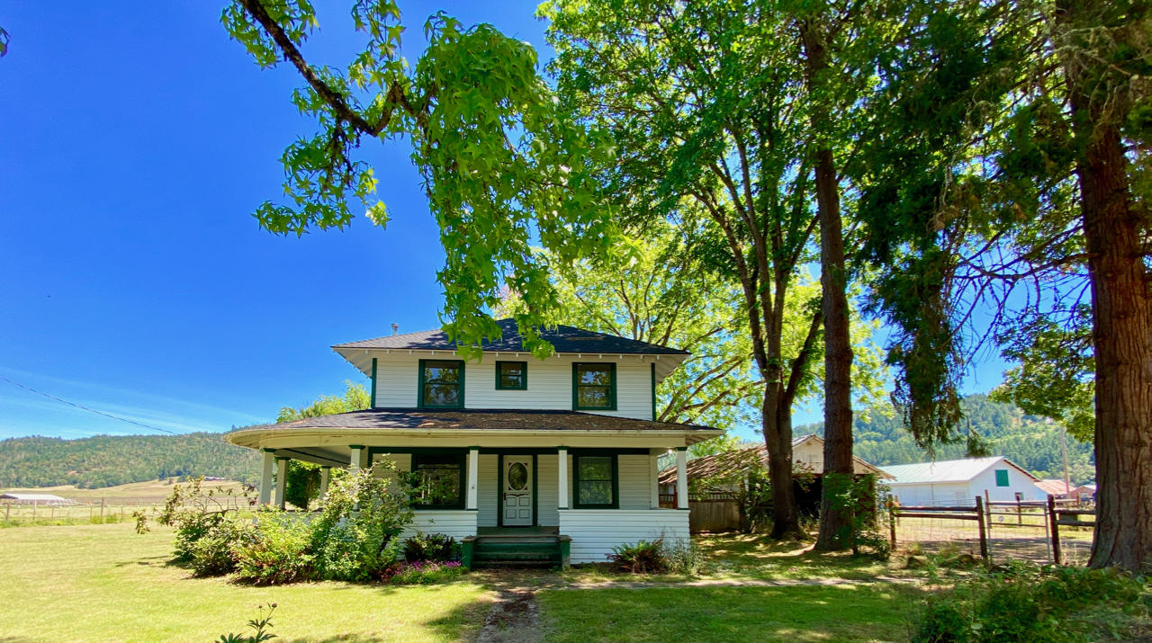 Looking Glass - Farm