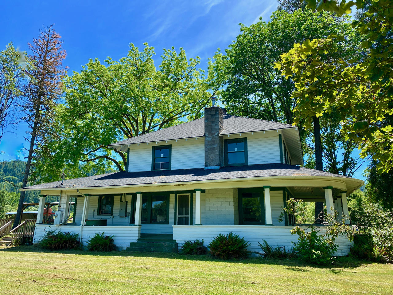 Looking Glass - Farm