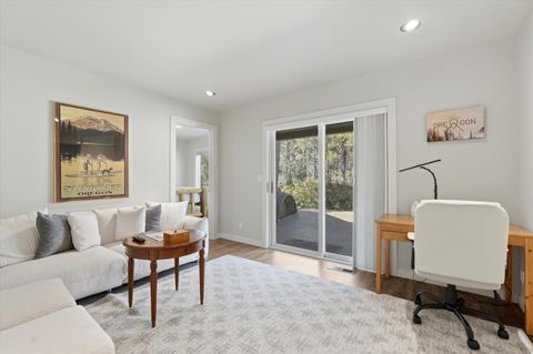 Tiny photo for 57705 Golden Eagle Lane #21, Sunriver, OR 97707 (MLS # 220217591)