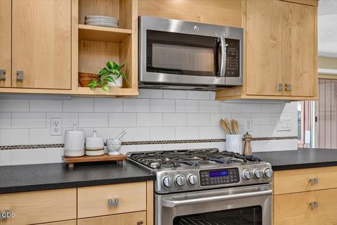 Tiny photo for 1056 Beswick Way, Ashland, OR 97520 (MLS # 220224621)